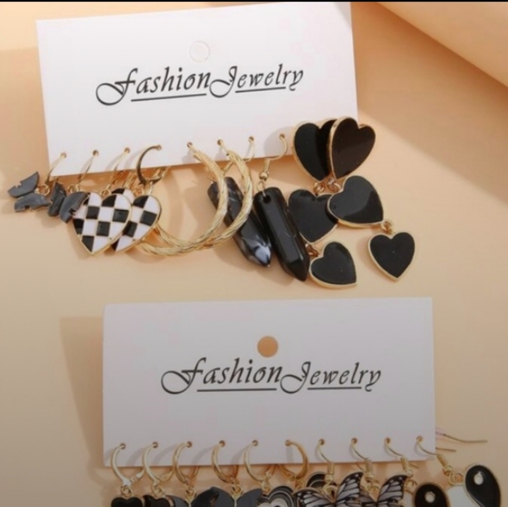Black and White Enamel Earrings Pierced Earwires and Studs NEW *You get 2 Pair